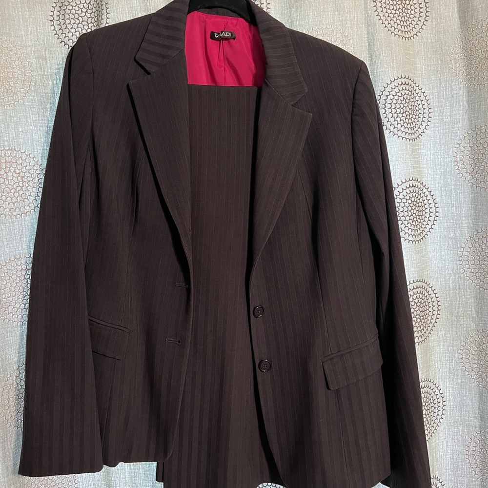 Women’s 2pc Pants Suit